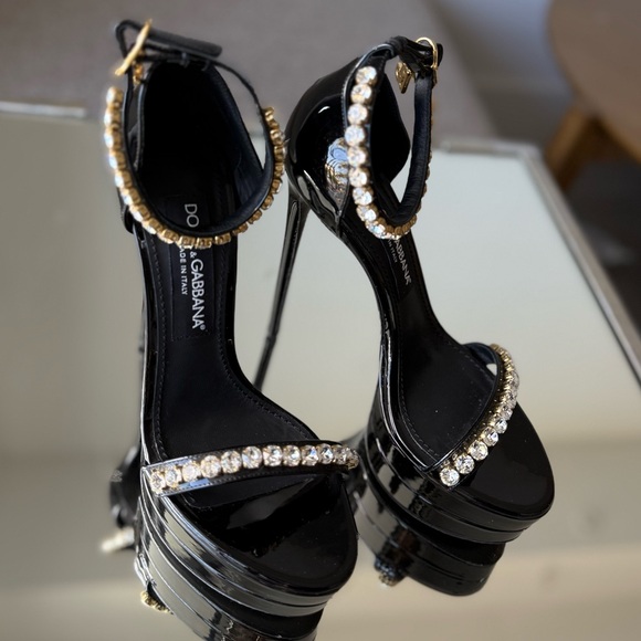 Like new Dolce & Gabbana Patent leather platform sandals 37 $1,695 - Picture 12 of 14